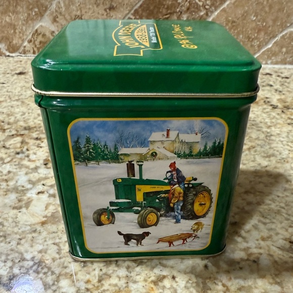 Vintage Storage John Deere Farm Tactor Tin 1958-1961 - Picture 4 of 7